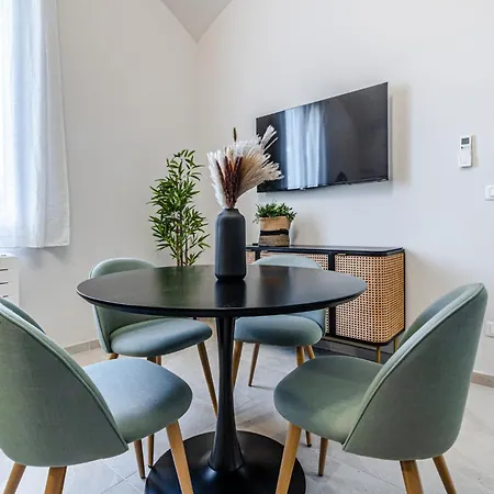 Housmart Masini 9 Int 1 Апартаменты *