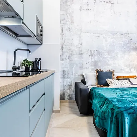 Housmart Masini 9 Int 1 *