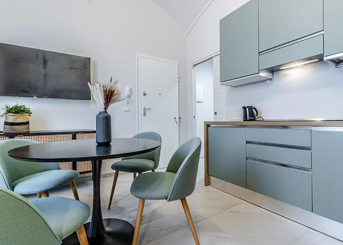 Housmart Masini 9 Int 1 * بولونيا