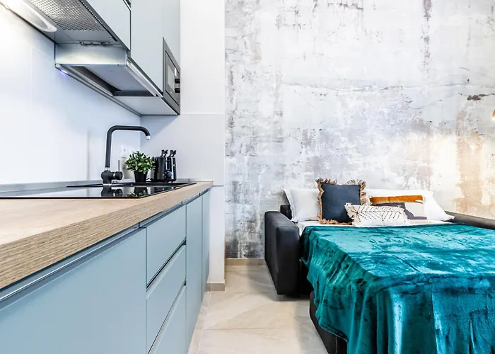 Housmart Masini 9 Int 1 *