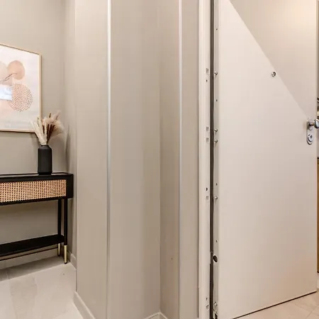 아파트 Housmart Masini 9 Int 1 *