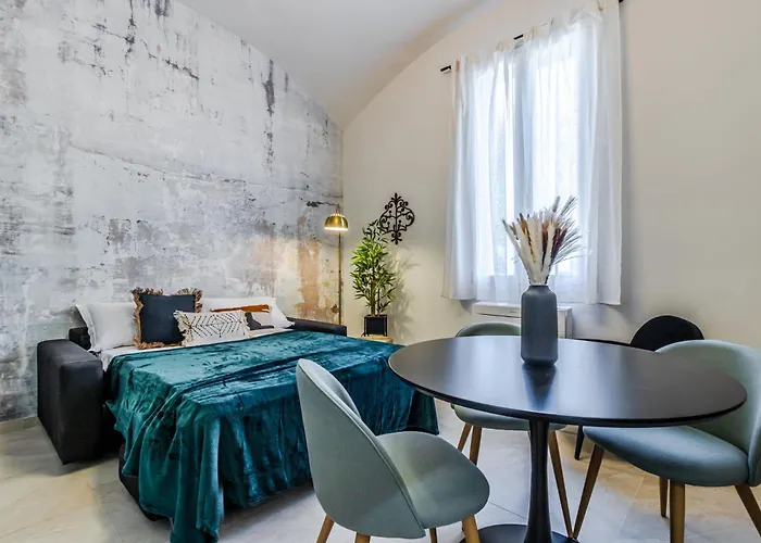 Lägenhet Housmart Masini 9 Int 1 Bologna